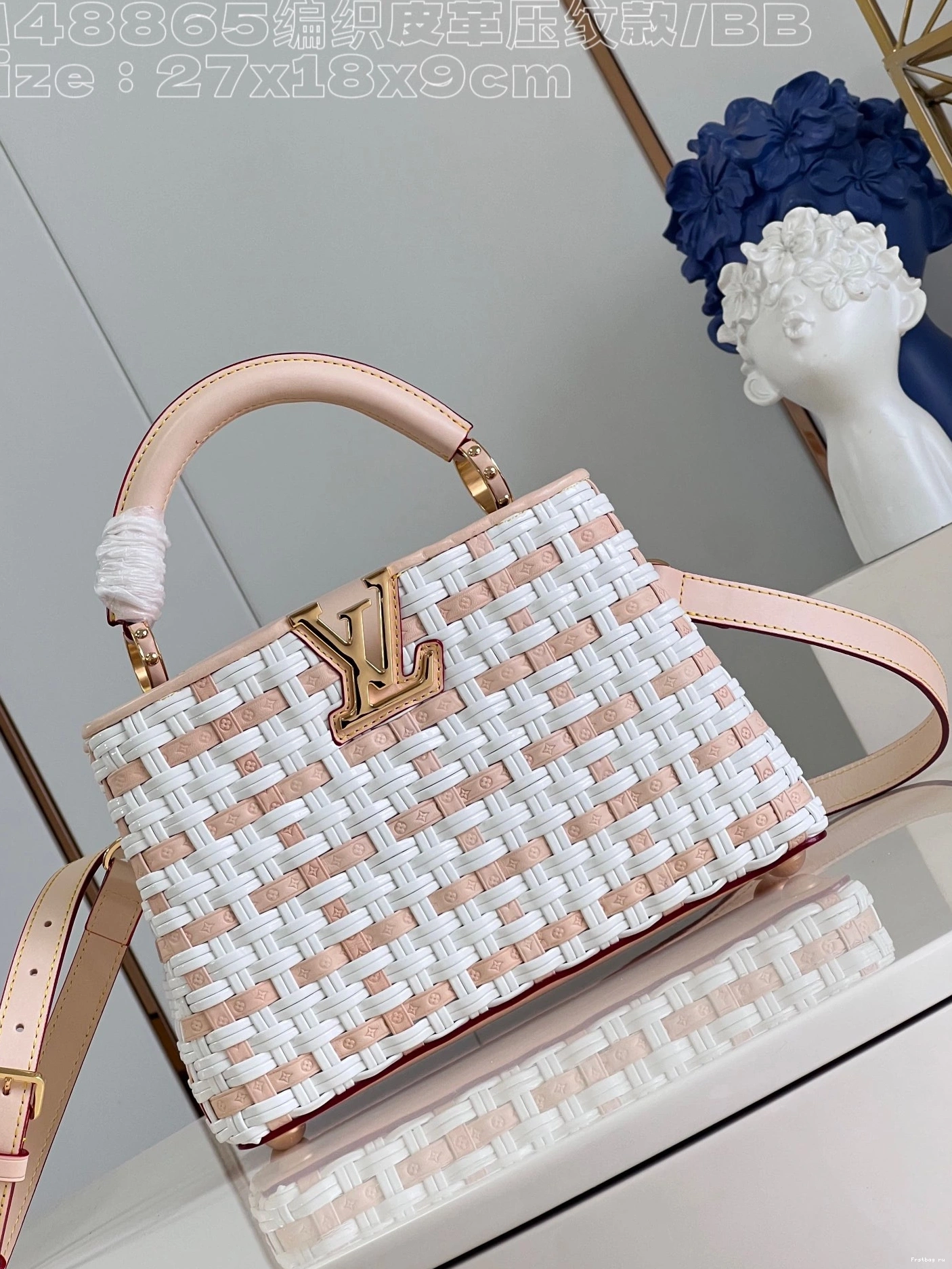 Frstbag ru LOUIS BB-27*18*9CM CAPUCINES VUITTON 0803